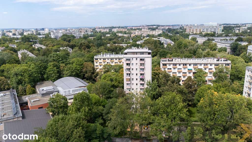 3-pokojowe z osobną kuchnią, balkonem i widokiem-12