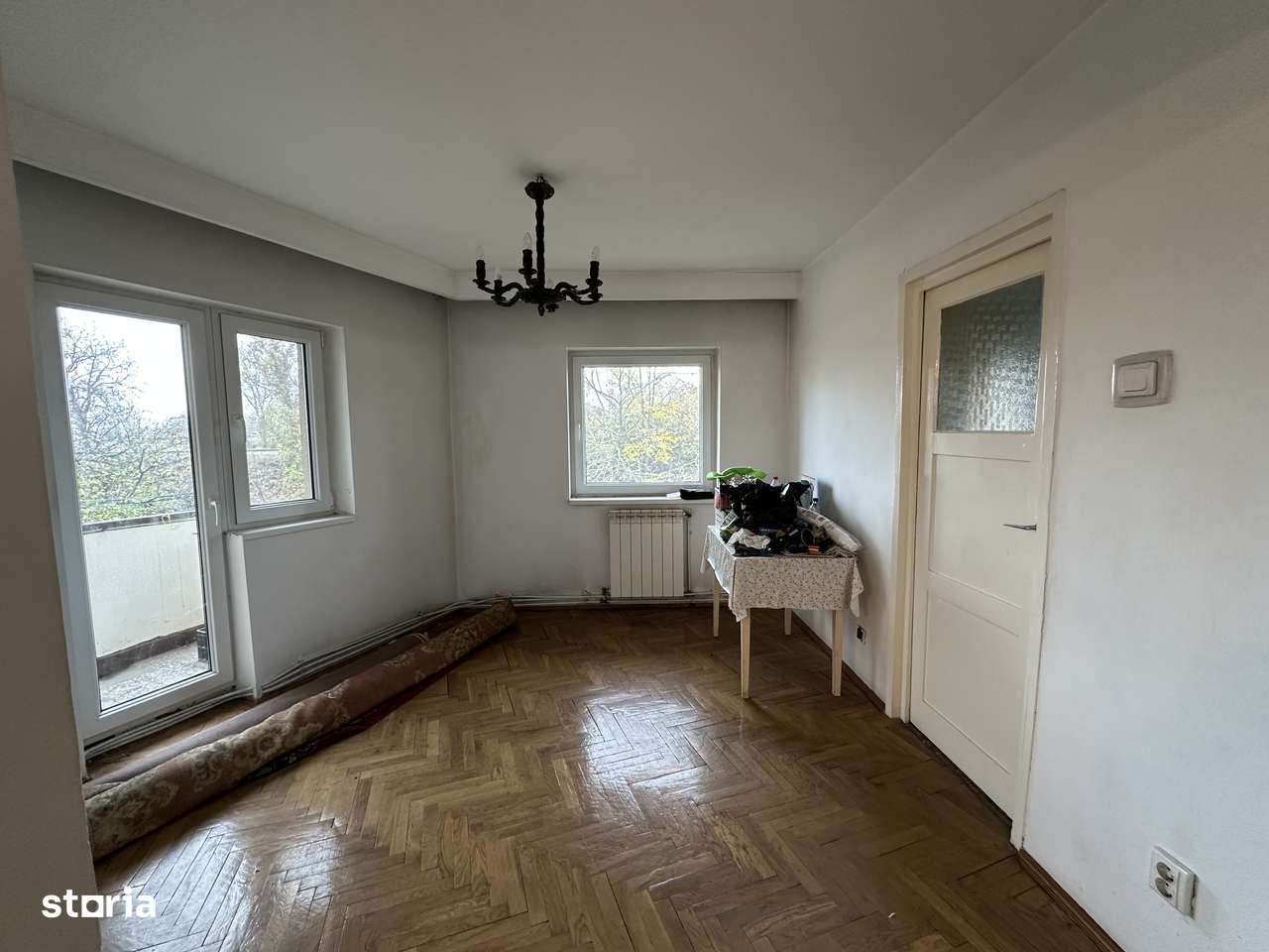 Apartament 4 camere semicentral - Imagine principală: 2/10