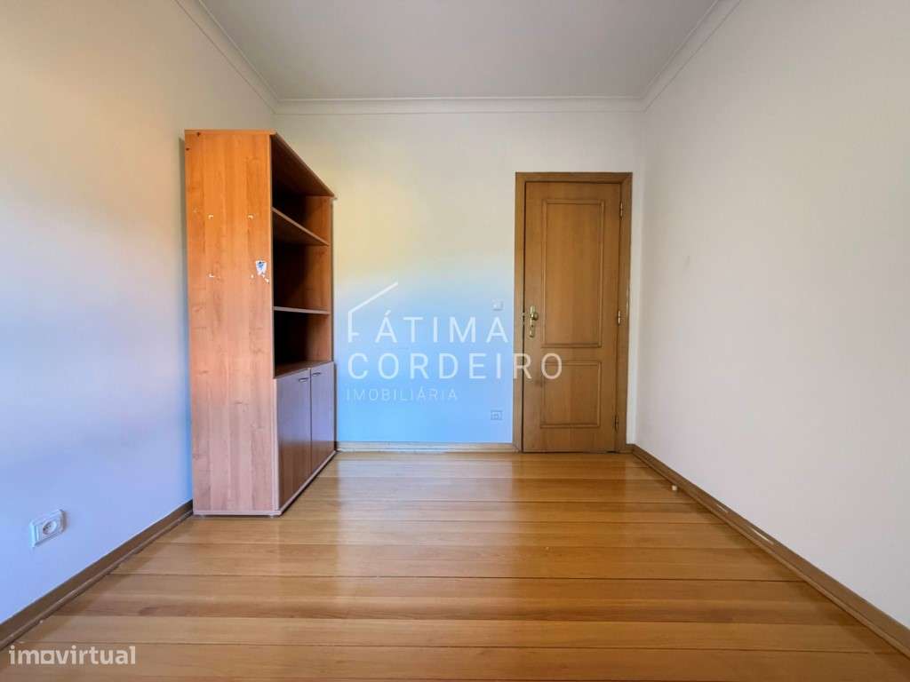 T3 inserido em prédio com 2 elevadores e duas entradas Feijó-11