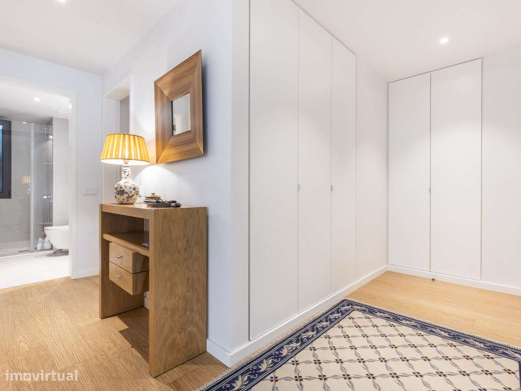 Apartamento T2 com Suite, Estacionamento e Piscina no Terraço - Vis...-13