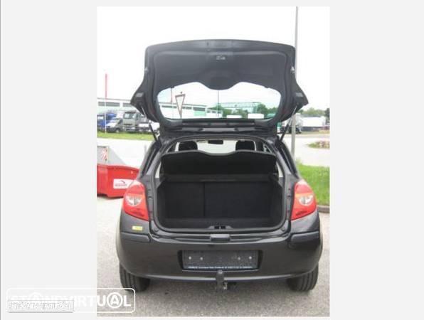 Renault Clio 3 1.5 DCi 2008 para apeças - 4