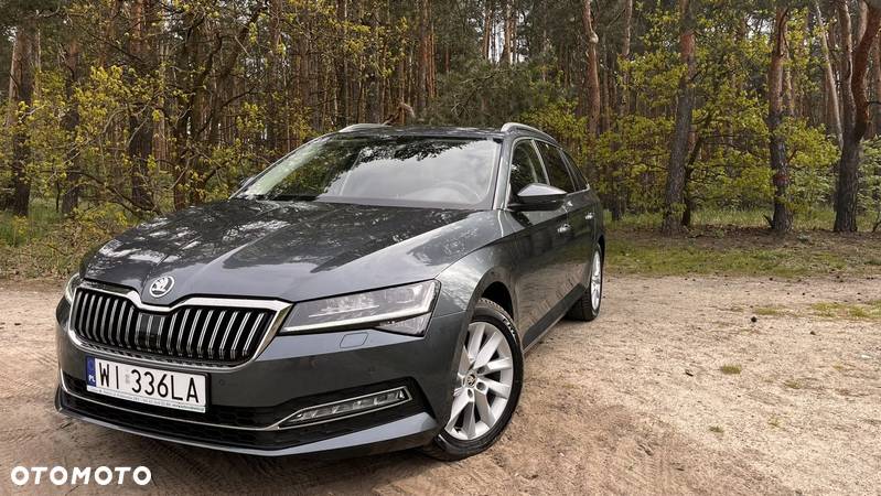 Skoda Superb 2.0 TDI SCR Style DSG - 2