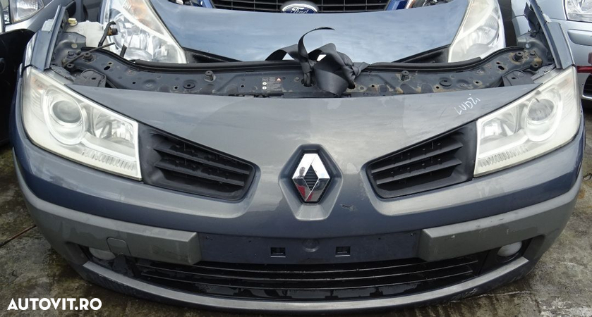 Fata completa Renault Megane 2 facelift din 2007 volan pe stanga - 1