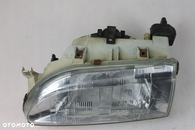 Lampa lewa przednia lewy przód reflektor Renault 19 - 4