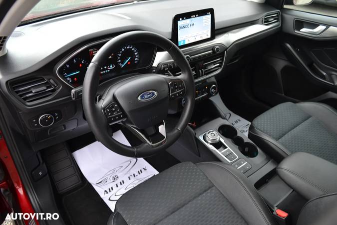 Ford Focus 1.5 EcoBlue Start-Stopp-System Aut. TITANIUM - 11