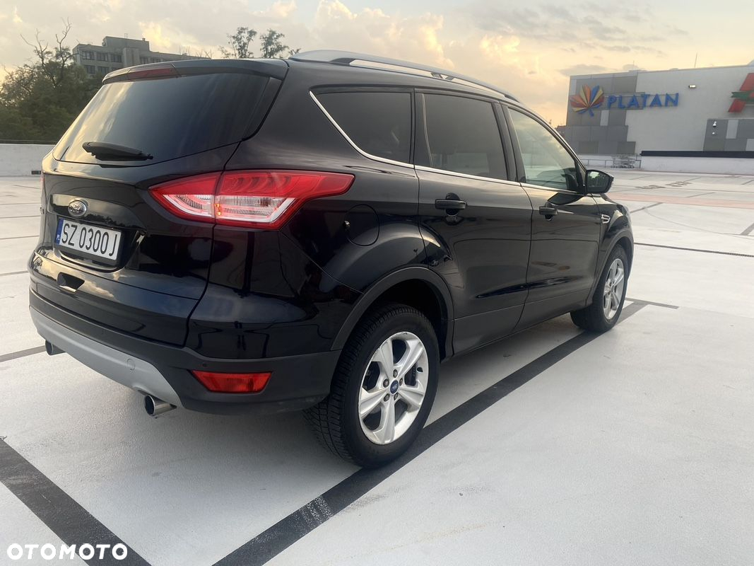 Ford Kuga 2.0 TDCi 2x4 SYNC - 4