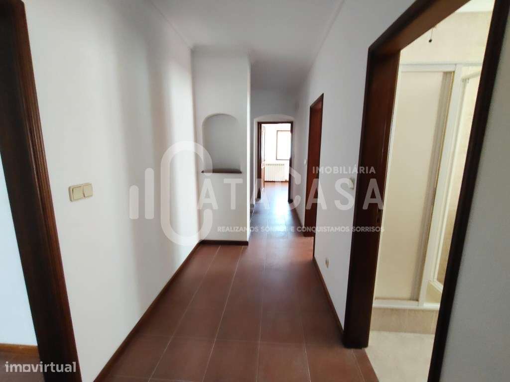 Moradia Isolada Térrea T4 para venda na Vista Alegre - Ílhavo-7