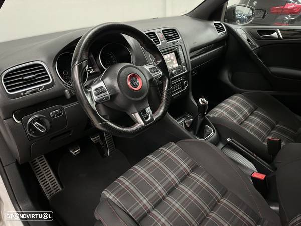 VW Golf 2.0 TSi GTI - 10