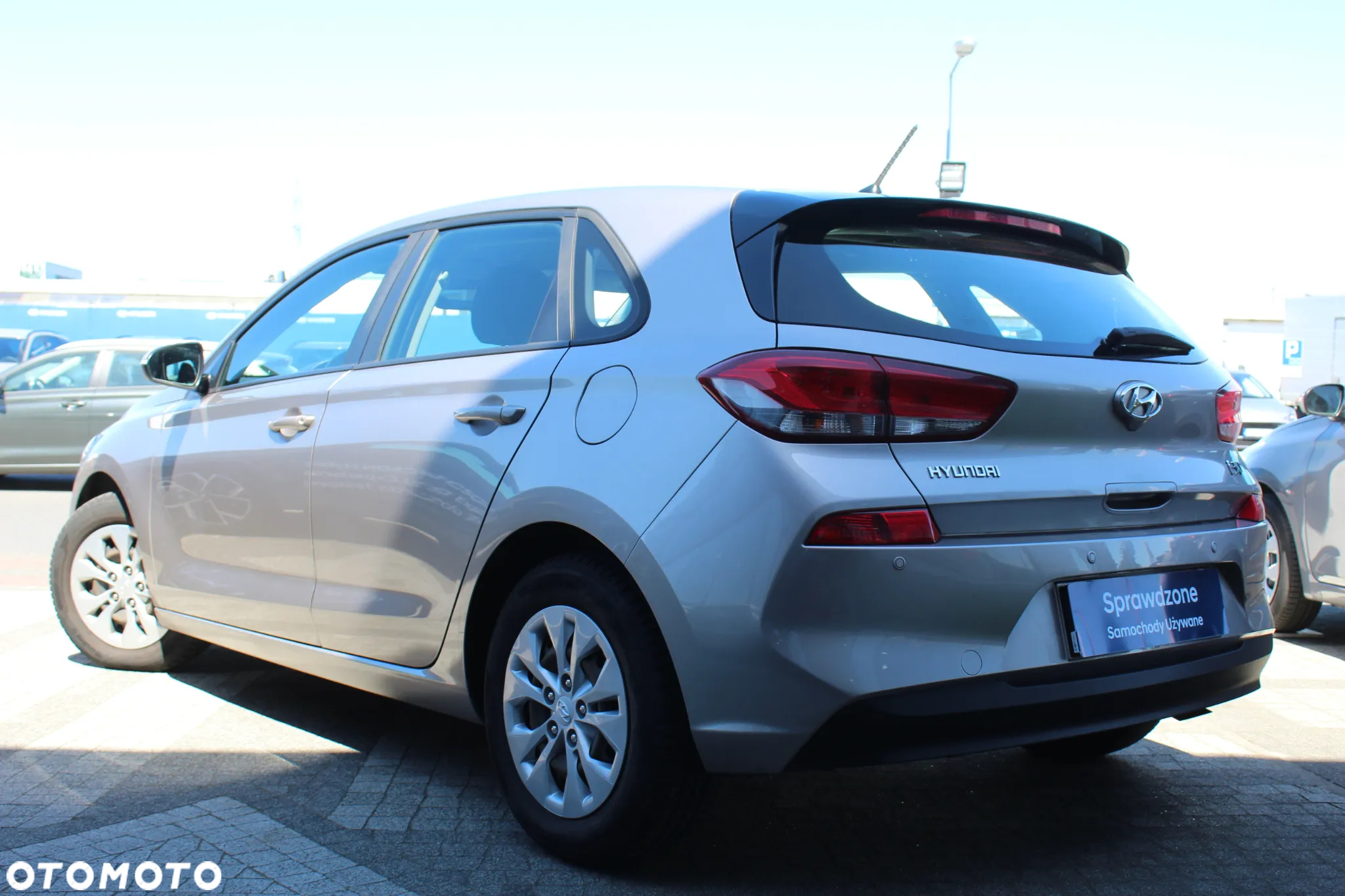 Hyundai I30 1.6 D Classic + - 8