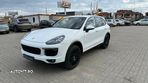 Porsche Cayenne 3.0 L V6 - 1