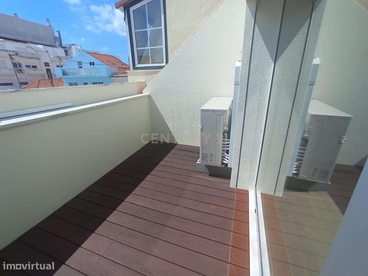 Moradia geminada no centro da Costa da Caparica-37