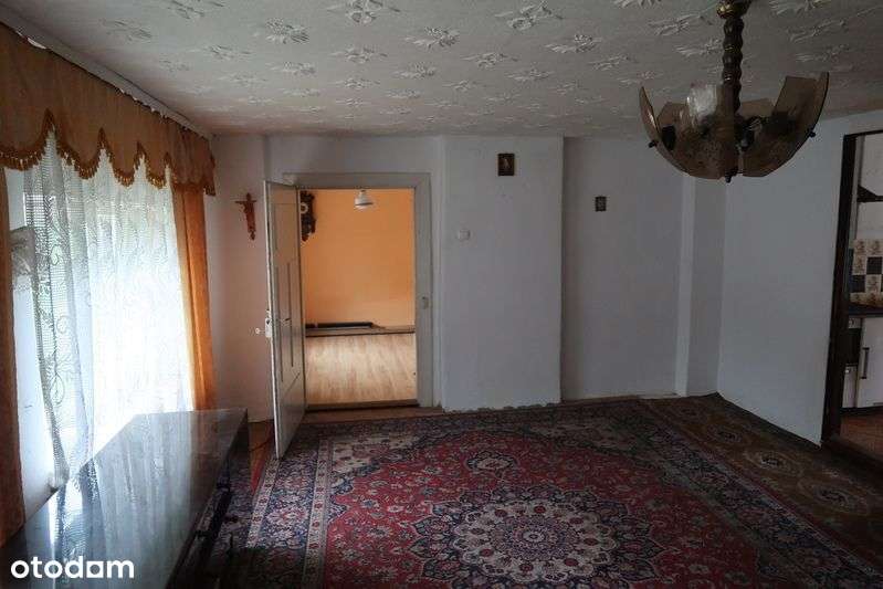 Połowa domu , podział w pionie, 2 garaże, stodoła - Pełny obrazek: 4/18