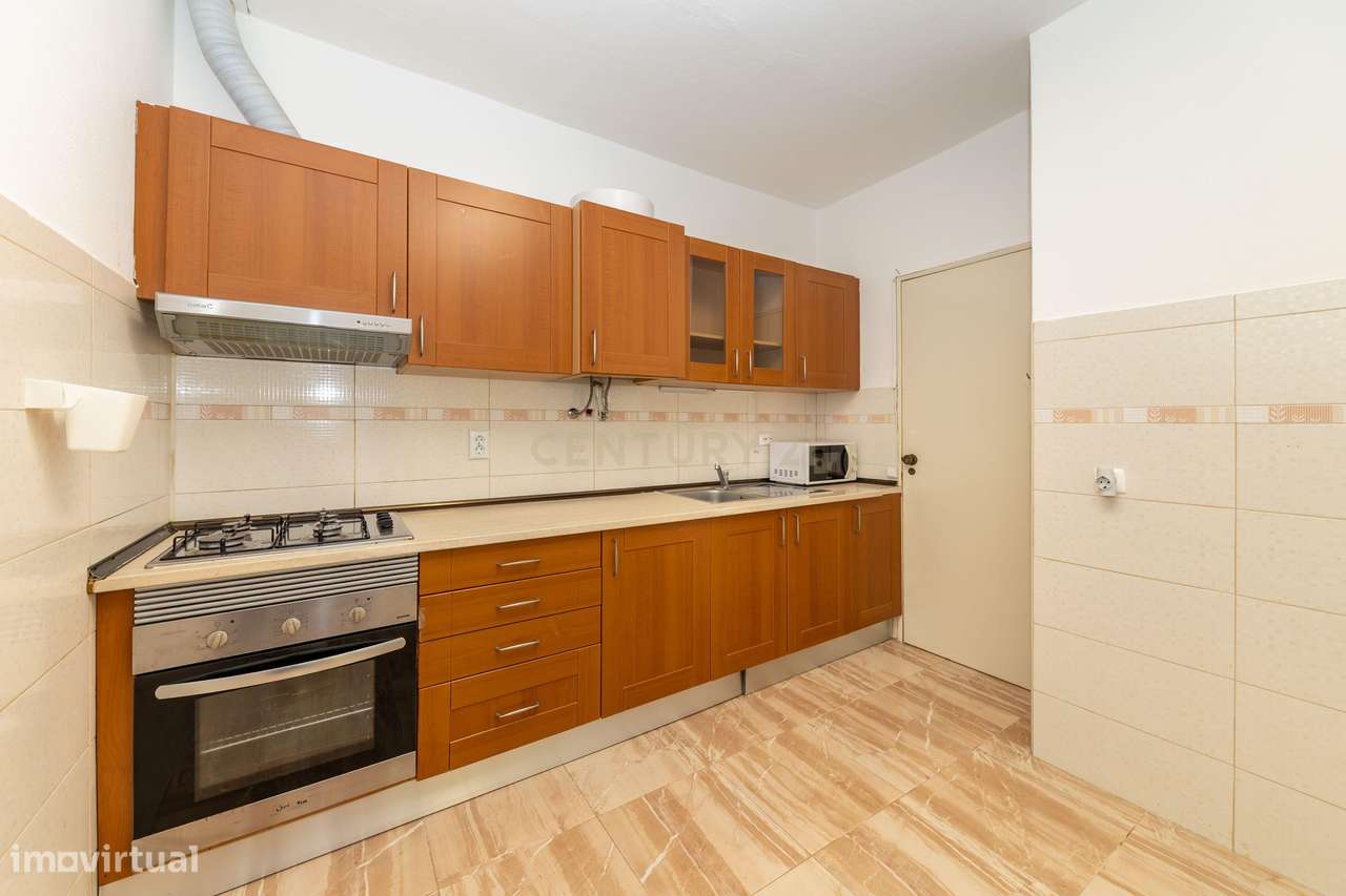 Moradia Térrea Isolada - Quinta das Laranjeiras, Fernão Ferro - Grande imagem: 5/29