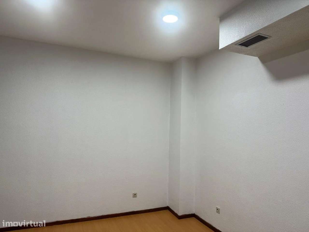 Loja 28 CCParque - escritório ou atelier em Matosinhos - Grande imagem: 4/12