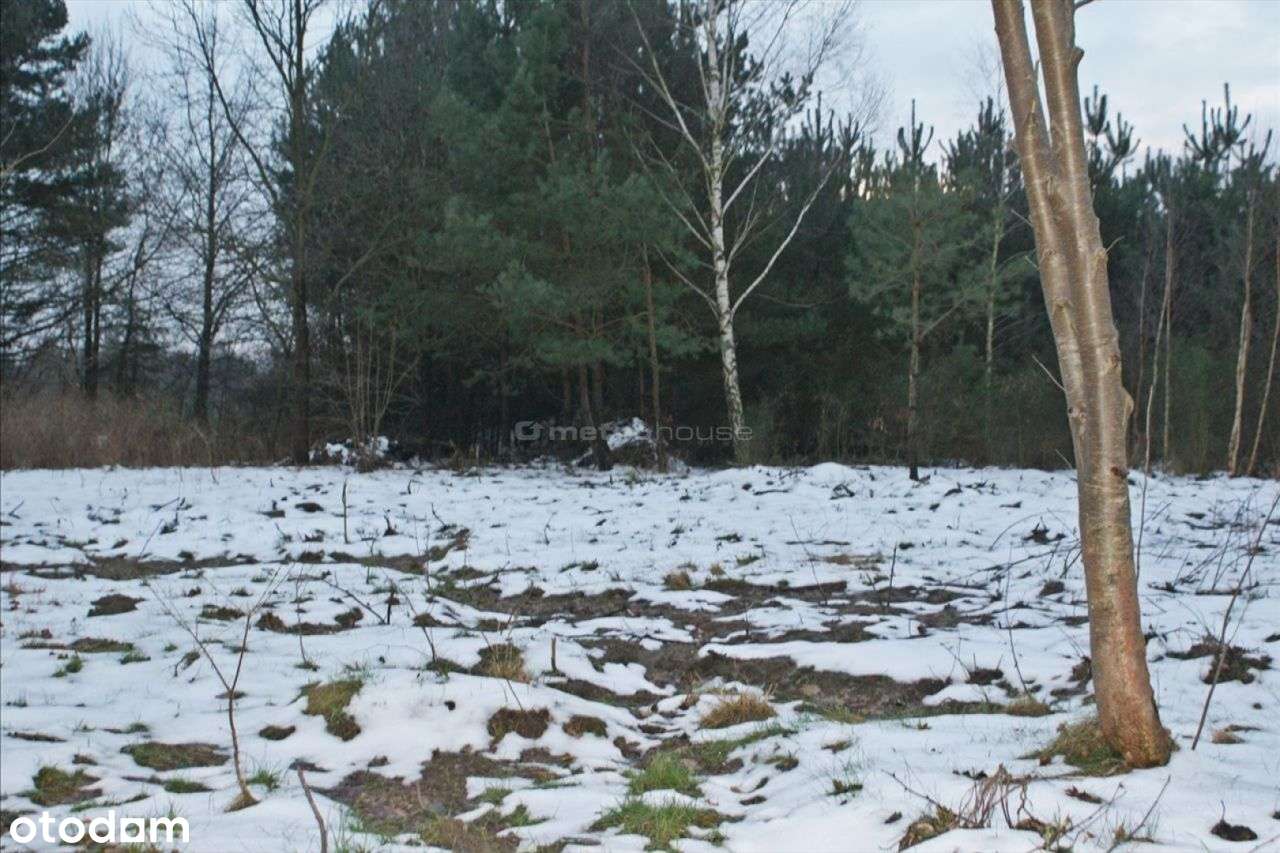 Działka z pozwoleniem na budowę.