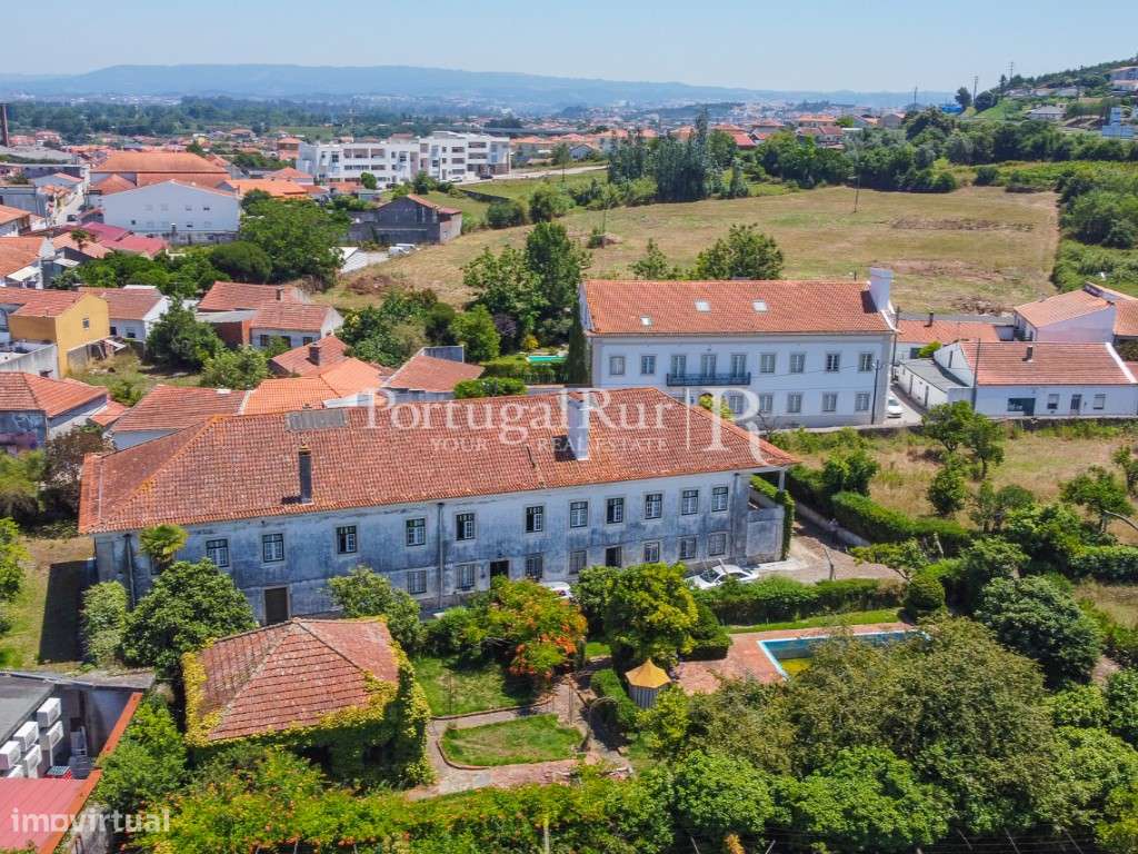 Palacete T10 em Coimbra - Grande imagem: 3/34