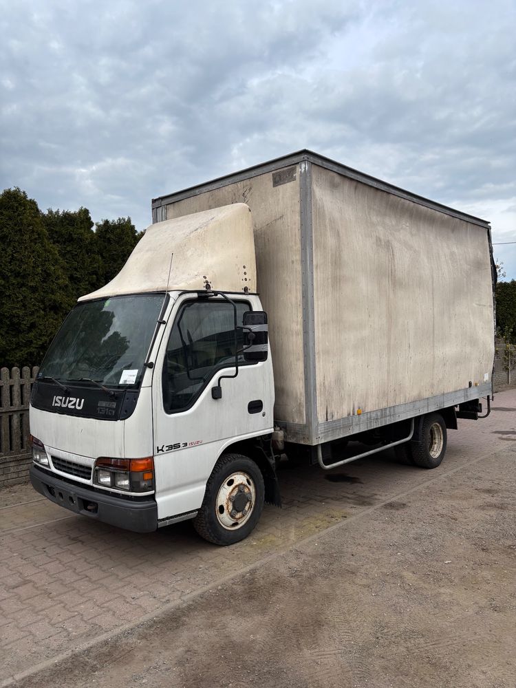 Isuzu NKR 2003