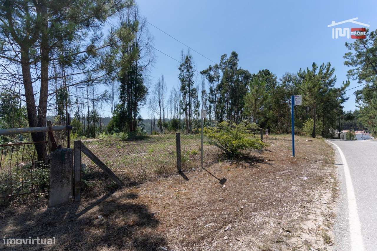 Terreno no centro de Caxarias com 1.234,12 m2 - Grande imagem: 4/21
