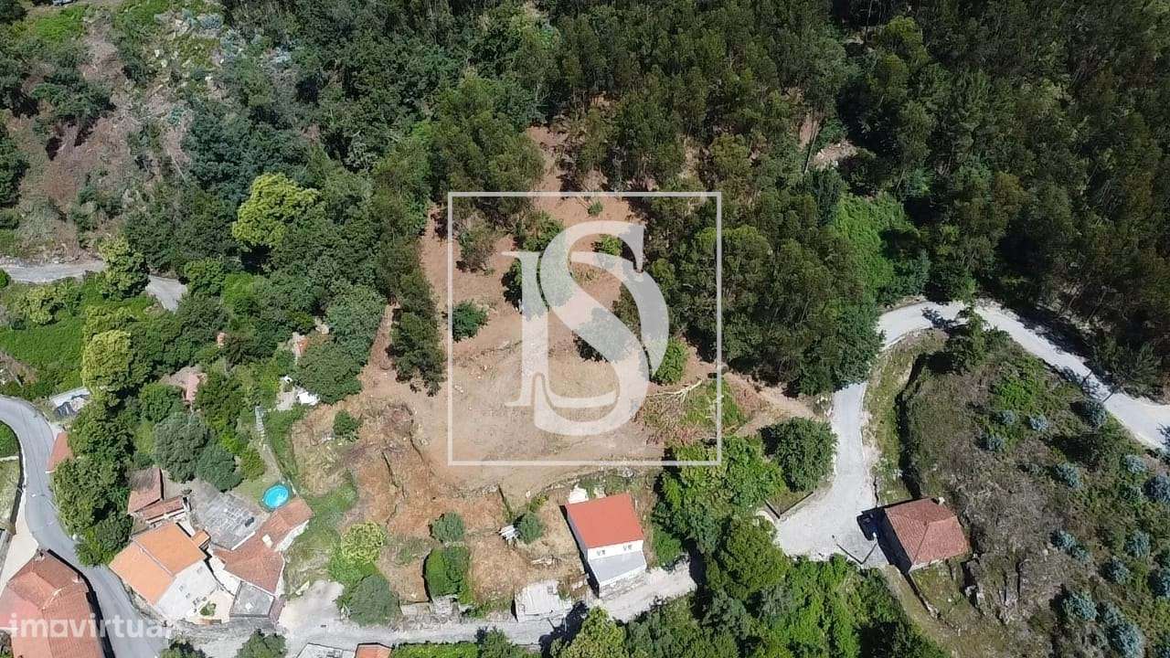 Terreno com Capacidade de Construção-22