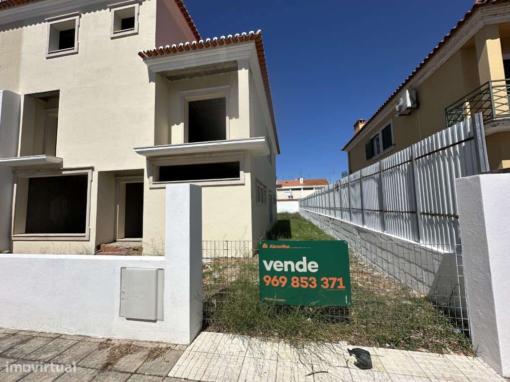 Moradia tipologia T4 - Grande imagem: 4/4