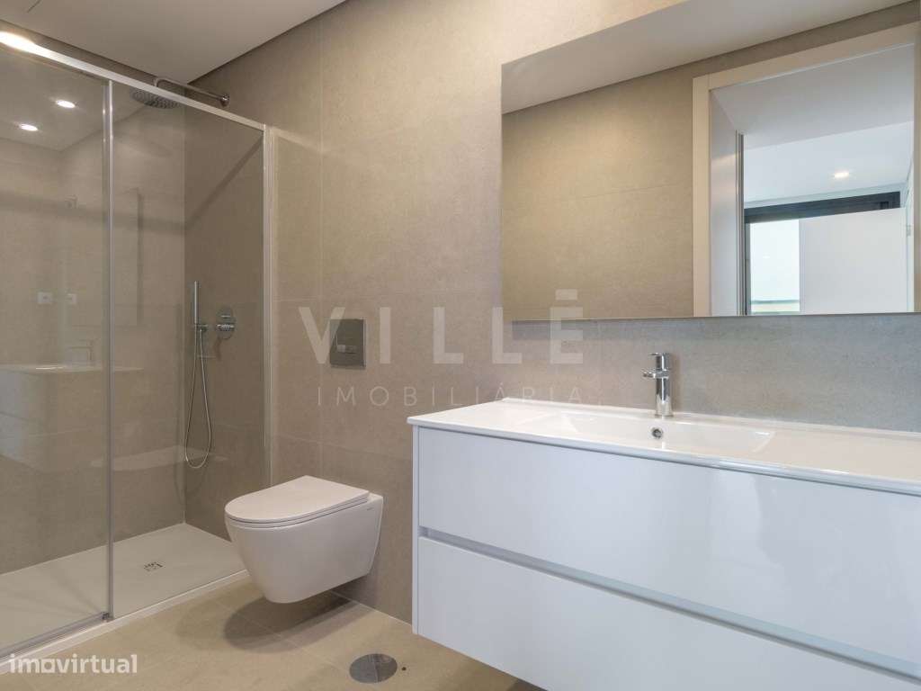 Apartamento T1+1 | 3.º e Último Piso | Varanda | 1 Lugar de Garagem...-17
