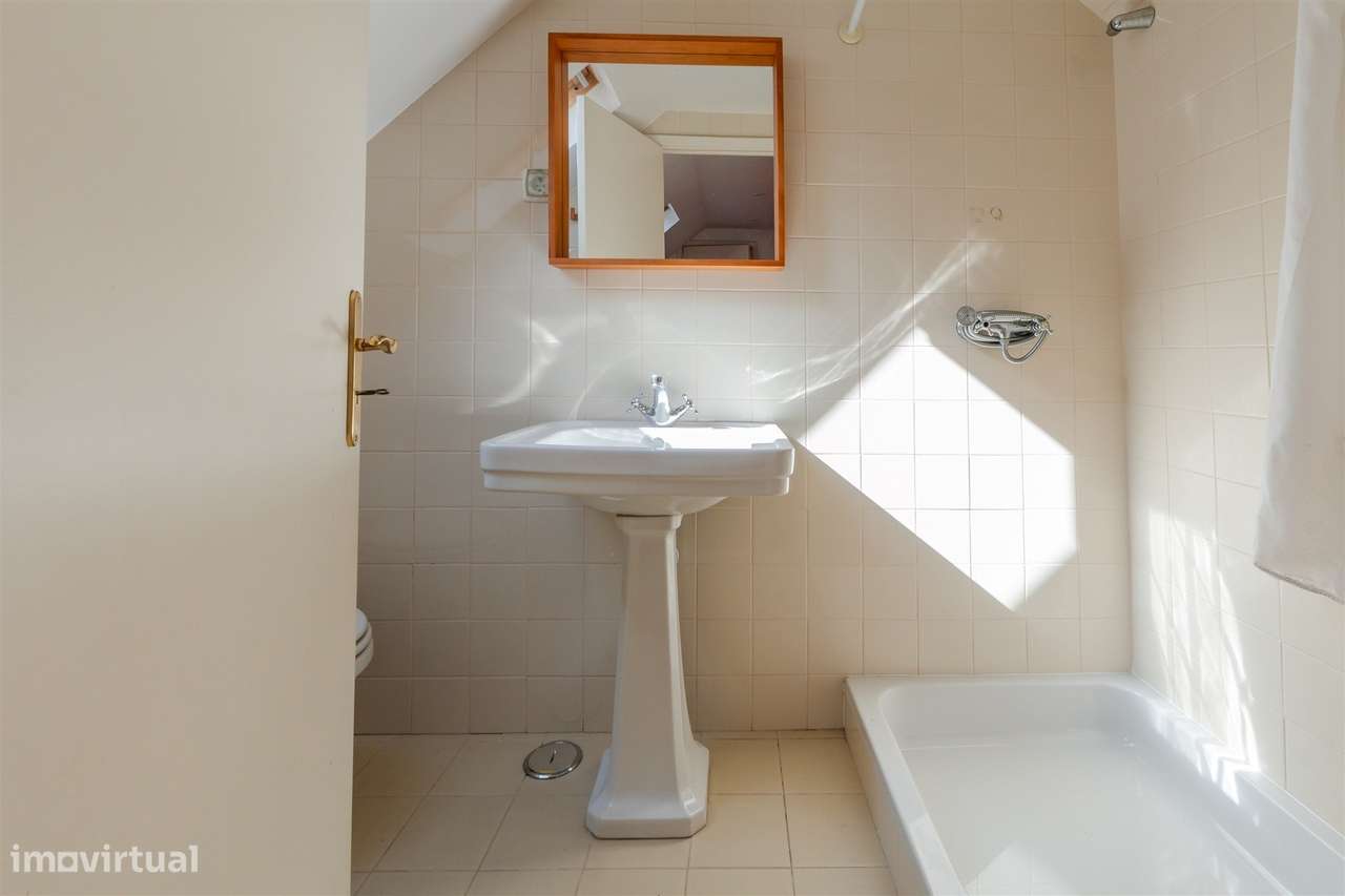 Apartamento T2+1 duplex no coração da vila histórica de Sintra.-31