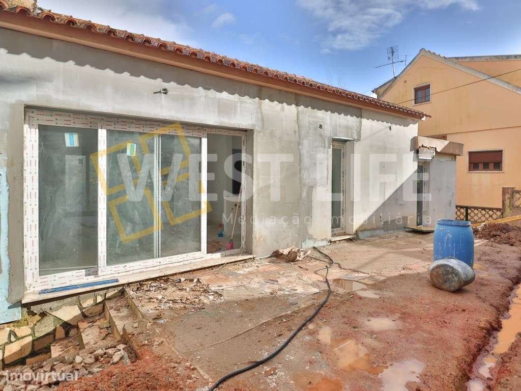 Moradia Independente T4 TOTALMENTE RENOVADA - Terraço e Logradouro ... - Grande imagem: 4/24