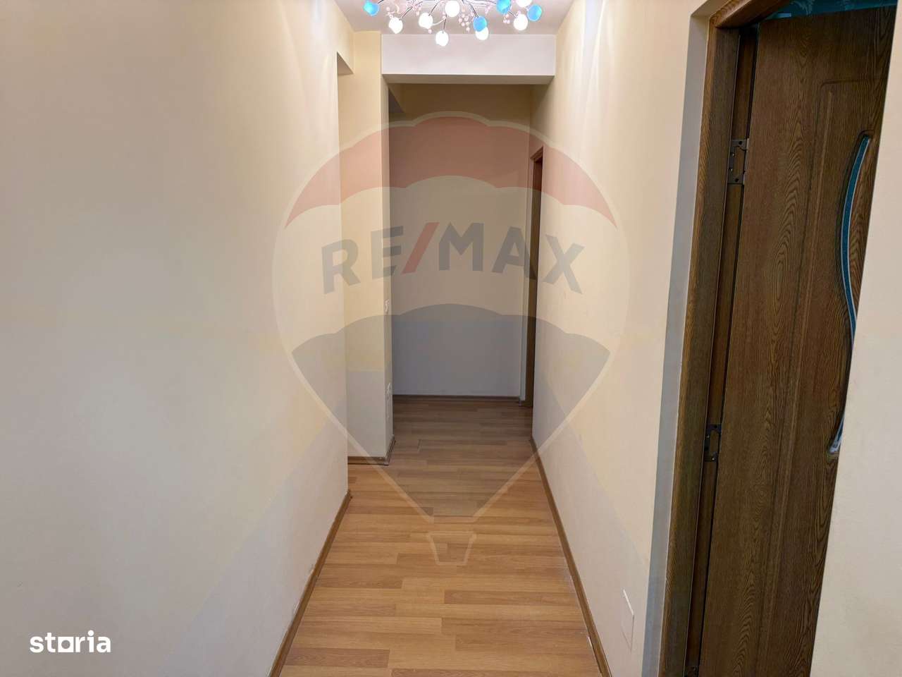 VANZARE Apartament cu 3 camere in zona Voluntari-5