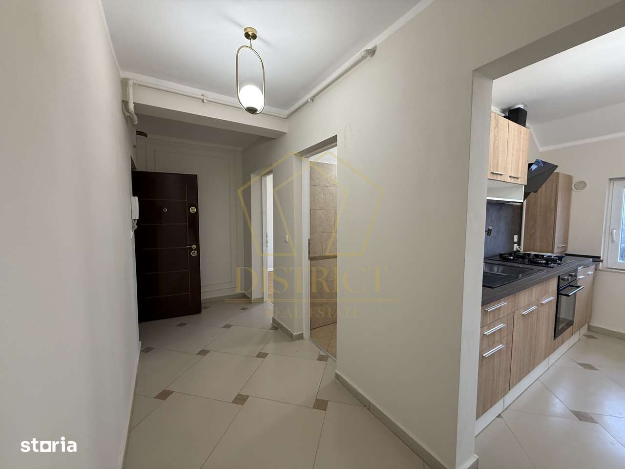 Apartament cu 3 camere | Zona Dambovita - Imagine principală: 5/14