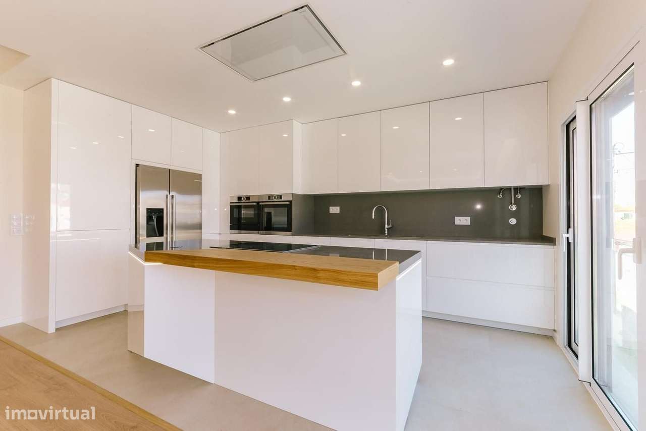 Duplex T4 com piscina, Alcochete - Grande imagem: 5/45