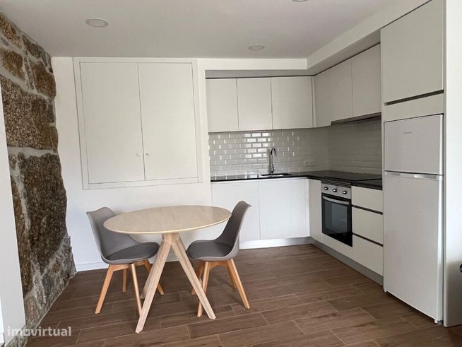 Prédio habitacional com 5 apartamentos arrendados-14