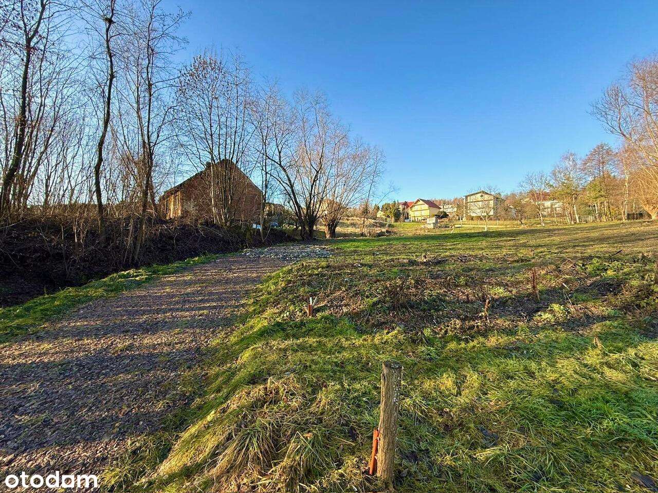 Na sprzedaż atrakcyjna działka w Mogilanach-13