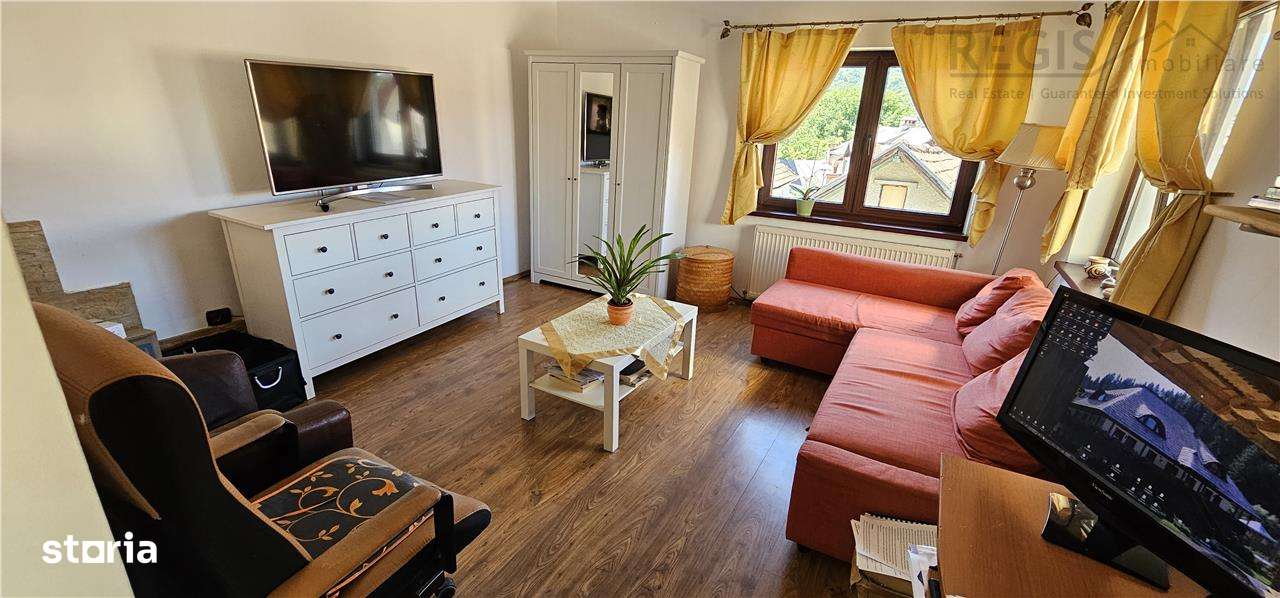 Casa cu curte Schei - Imagine principală: 2/17