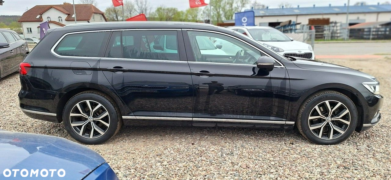 Volkswagen Passat - 4