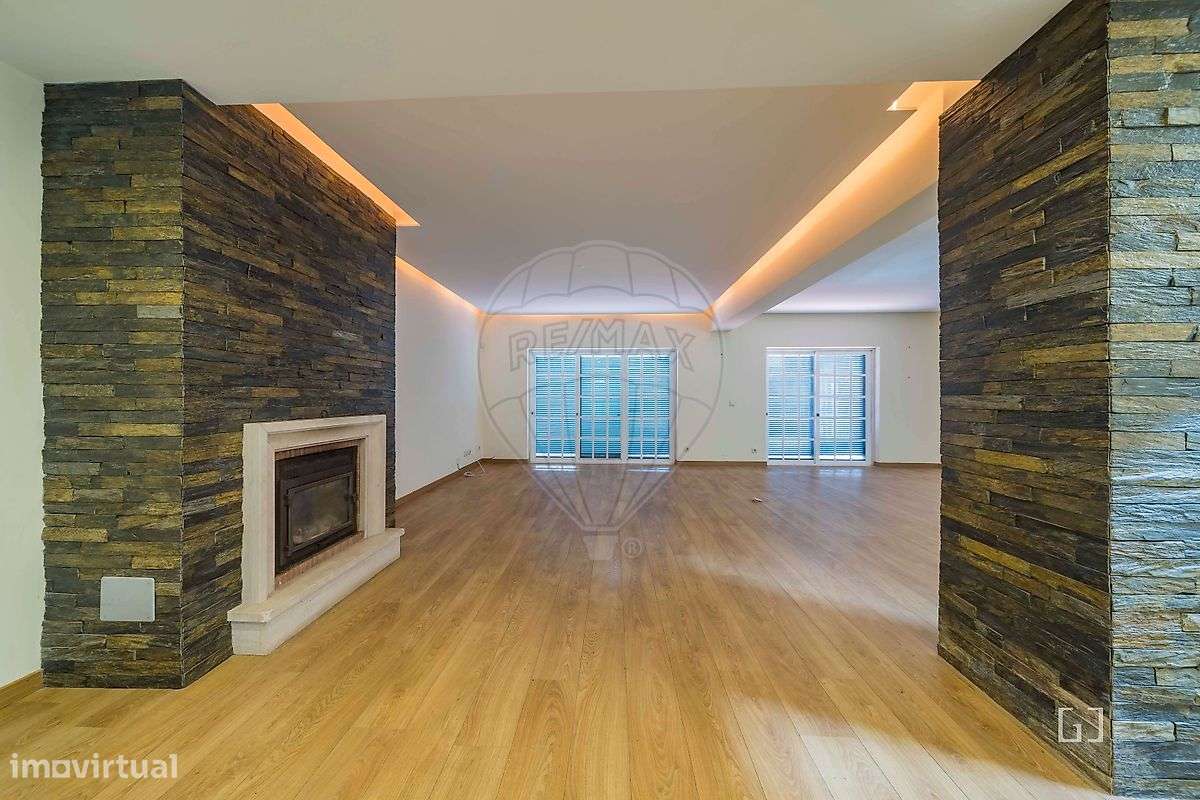 Moradia T5 para venda-20