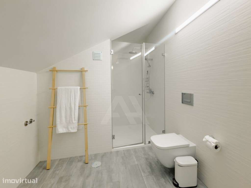 Apartamento T5 na Quinta da Martinha-28