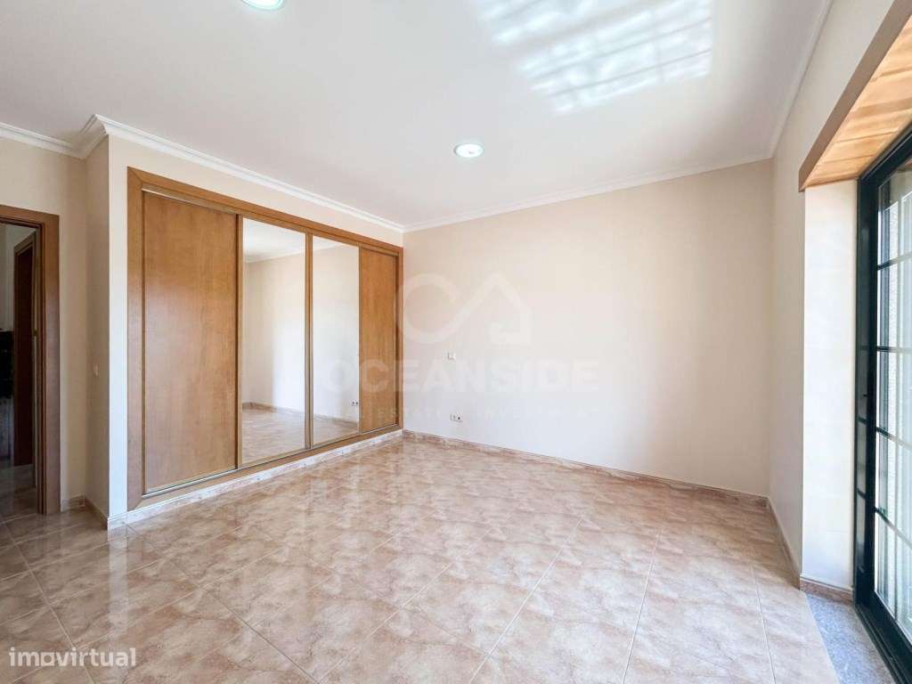 Moradia T4 independente em Castelo Branco-41