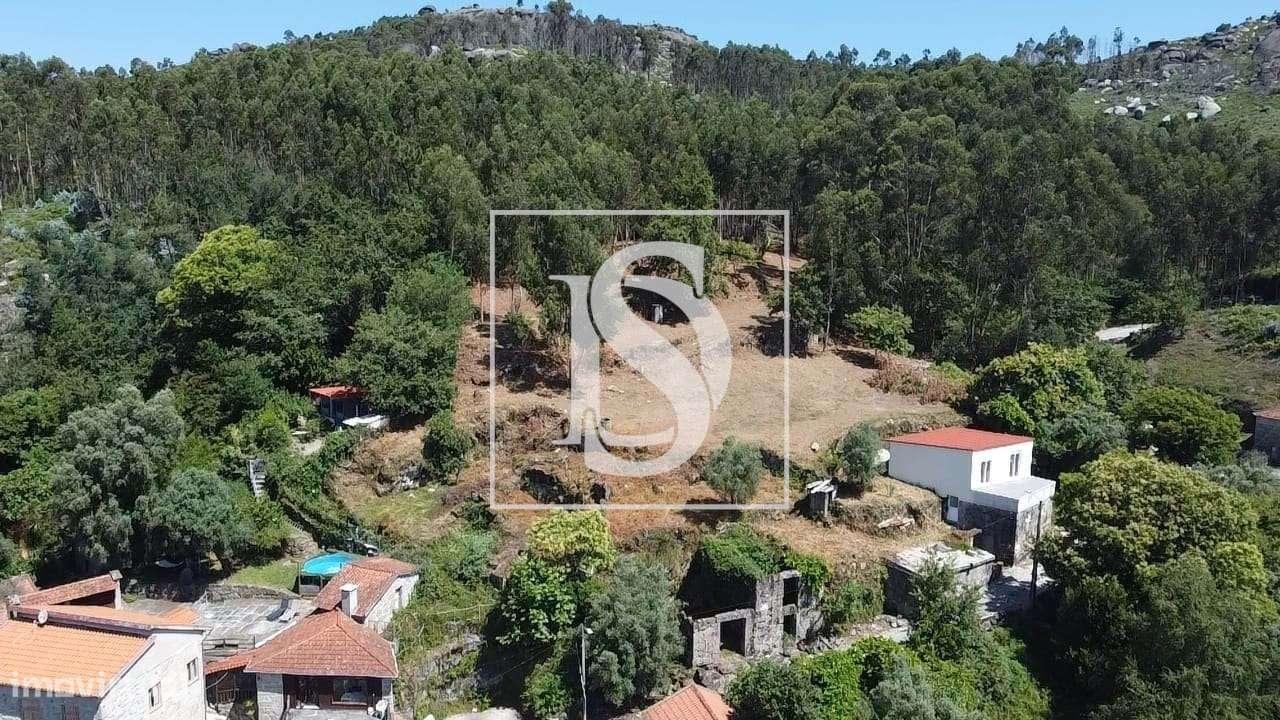 Terreno com Capacidade de Construção-21