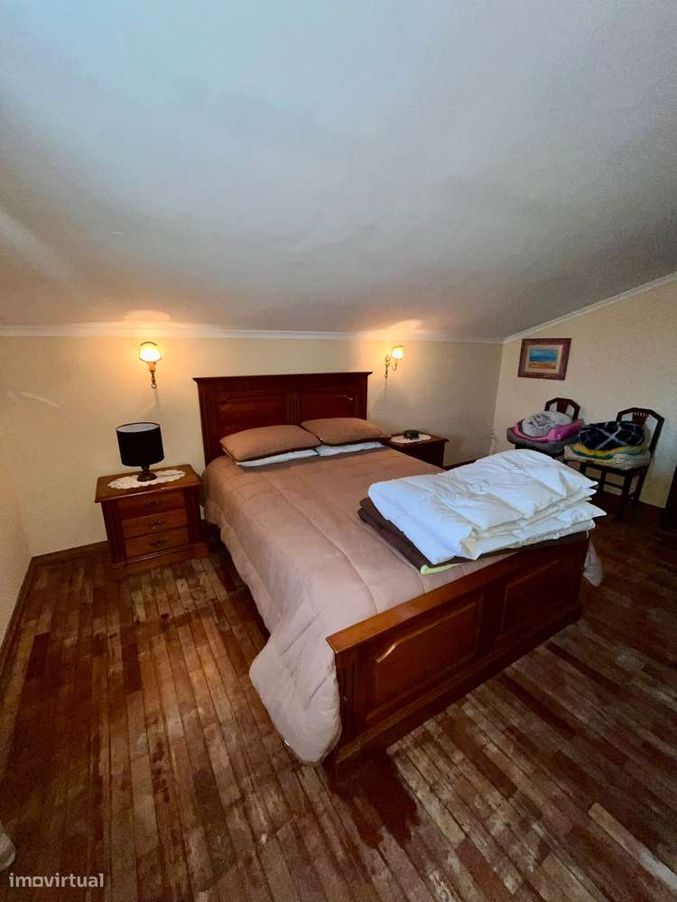 Moradia T2+1 com piscina em Salvaterra De Magos.-7