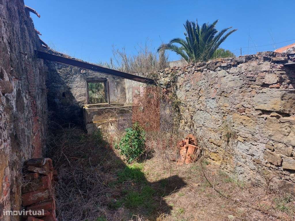 Terreno com ruina com viabilidade de construção extra-12