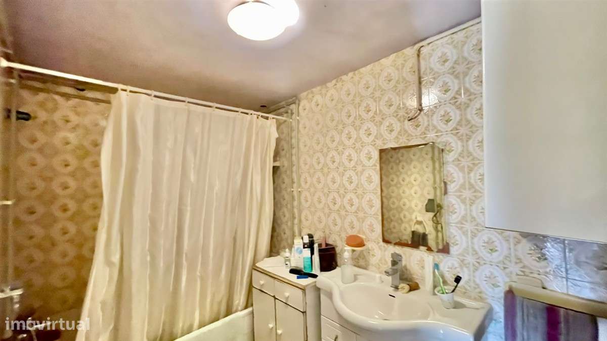 Casa T2 para remodelar-Beiriz-Póvoa de Varzim-14