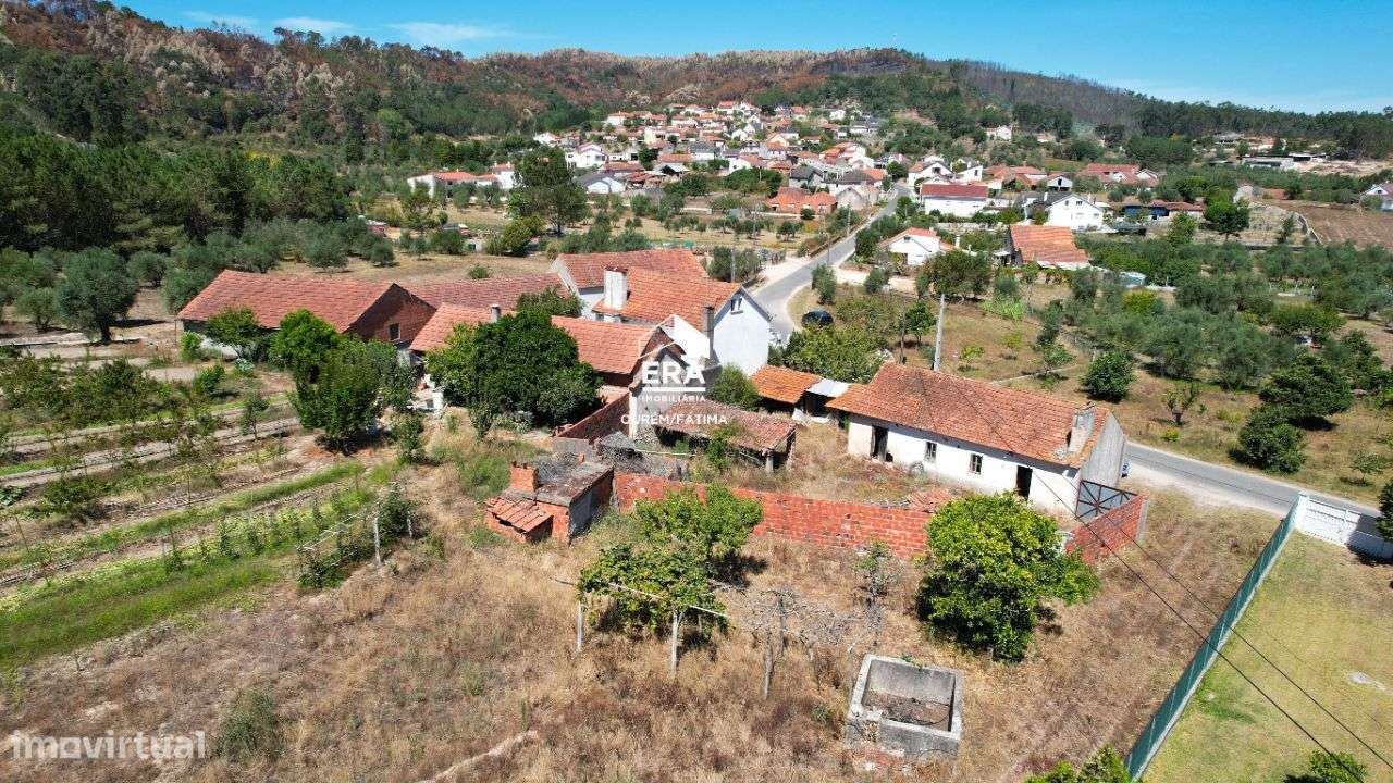 Moradia T3 localizada em Olival, Ourém - Grande imagem: 2/20