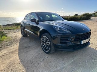 Porsche Macan Standard