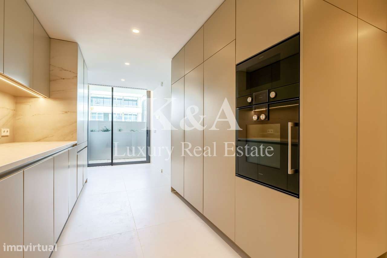 Penthouse T4+1 na Foz com piscina e Vista Mar-13