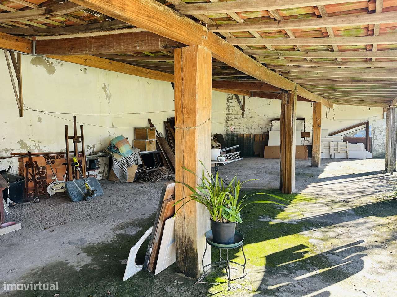 Moradia T4 de charme com grande jardim em zona tranquila-58