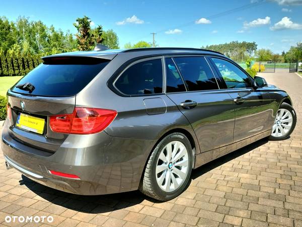 BMW Seria 3 325d Modern Line - 12