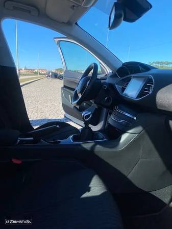 Peugeot 308 SW 1.6 e-HDi Active CVM6 - 12