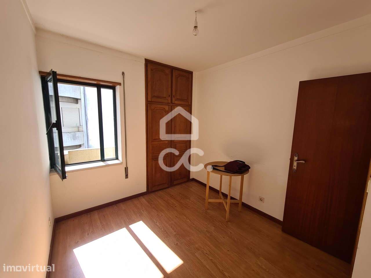 Apartamento T2 no centro de Macedo de Cavaleiros - Grande imagem: 5/9