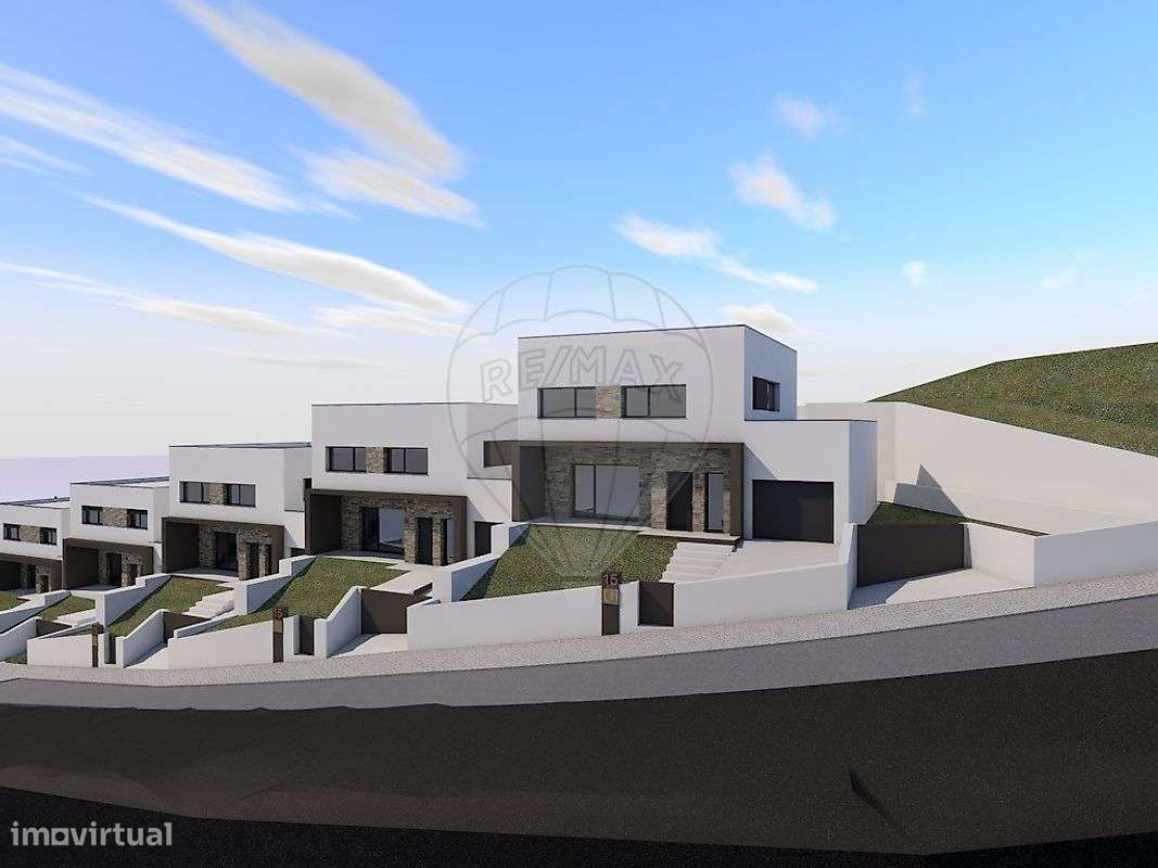 Moradia T4 para venda - Grande imagem: 2/30