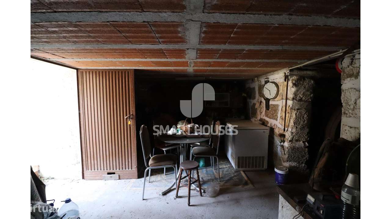 Moradia T2 Couto do Mosteiro c/ terreno-19